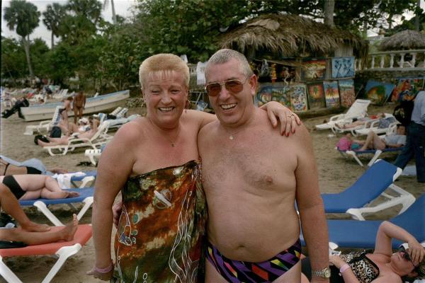 Bild 1 von 5: Im Bild: Christine und Rudolf freuen sich, daß sie nicht die einzigen österreichischen Urlauber sind.