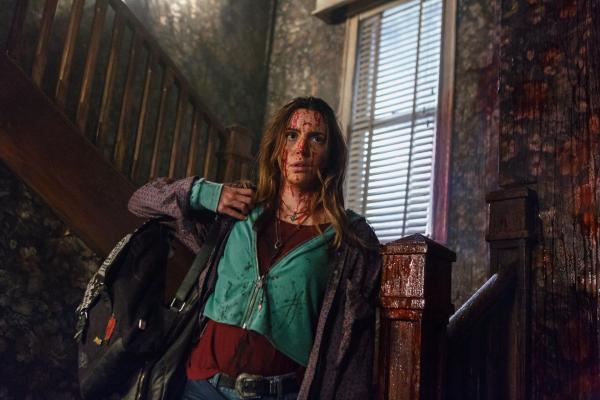 Bild 1 von 5: Brandy Barr (Arielle Carver-O'Neill)