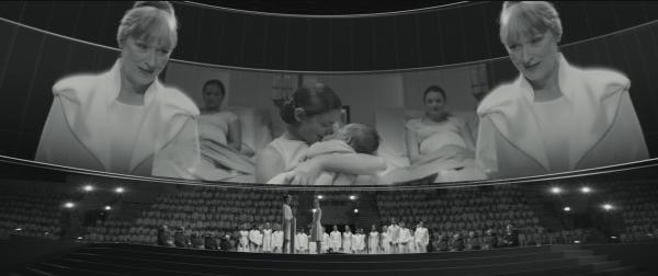 Bild 1 von 23: Um die Menschen zu kontrollieren, wurde eine Ordnung geschaffen, in der die Chefälteste (Meryl Streep, l./r. oben) jedem Bürger einen Lebensweg vorgibt. So soll die junge Fiona (Odeya Rush, M. oben und unten) Säuglingspflegerin werden, ihr Freund Jonas ein \