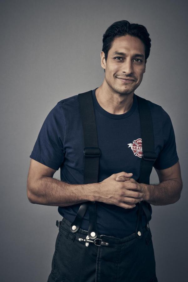 Bild 1 von 31: (5. Staffel) - Theo Ruiz (Carlos Miranda)