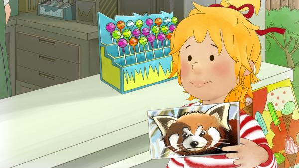 Bild 1 von 5: Conni liebt Katzen und auch Bären, und im Zoo lernt Conni sogar einen Katzenbären kennen. Das muss sie unbedingt Mau und Teddy erzählen.