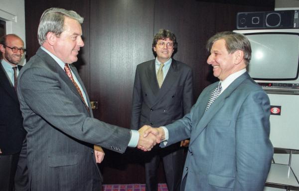 Bild 1 von 4: Im Bild:Dr. Franz Vranitzky, Gerhard Zeiler, Dr. Hugo Portisch.