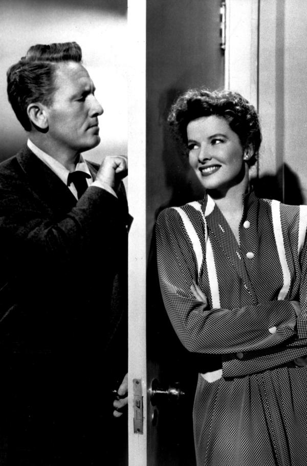 Bild 1 von 1: Katharine Hepburn (als Jamie Rowan) und Spencer Tracy (als Pat Jamieson) in ?Zu klug für die Liebe? (1945), ihrem dritten gemeinsamen Film
