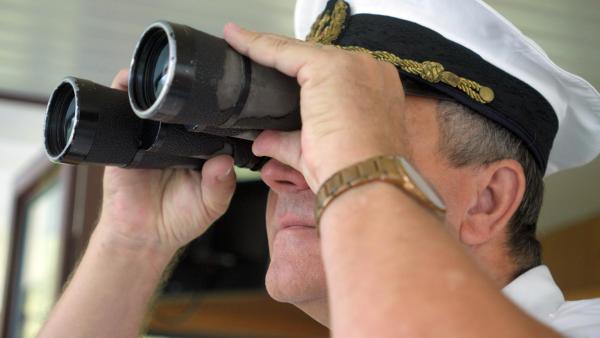 Bild 1 von 16: Im Bild: Schiffskapitän Josef Nageler betreibt die Ossiacher See Schifffahrt bereits in dritter Generation.