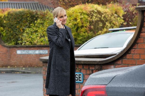 Bild 1 von 8: DC Janet Scott (Lesley Sharp)