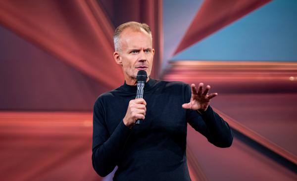 Bild 1 von 12: Max Uthoff