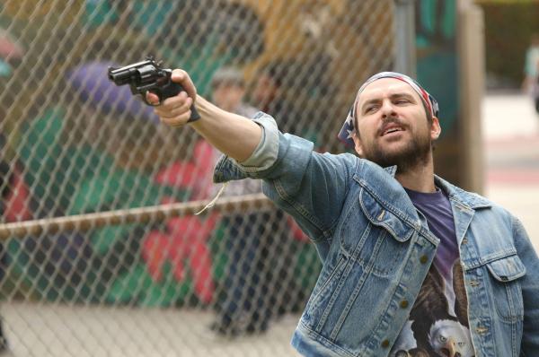 Bild 1 von 7: Charlie Kelly (Charlie Day)