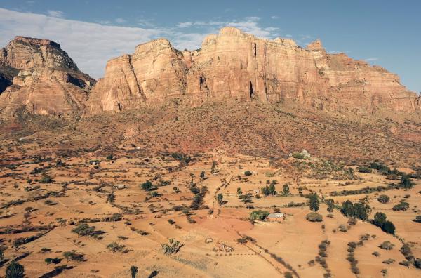 Bild 1 von 6: Die ersten Christen, die sich hier ansiedelten, schufen einmalige Kulturdenkmäler in den massiven Sandsteinfelsen.