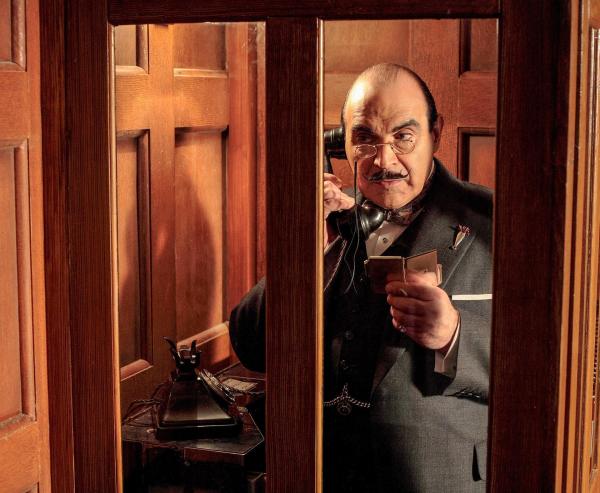 Bild 1 von 15: Im Bild: David Suchet (Hercule Poirot).