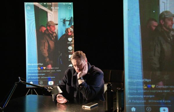 Bild 1 von 1: Chatten, posten, scrollen - Warum Social Media unser Leben diktiert.