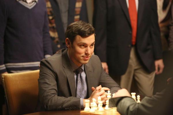 Bild 1 von 9: Lance Sweets (John Francis Daley)