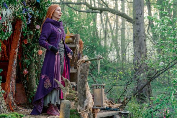 Bild 1 von 8: Eleonor (Andrea Sawatzki) verfügt über mächtige Magie. Nach einem Unglück hat sie sich aber geschworen, nie wieder davon Gebrauch zu machen.