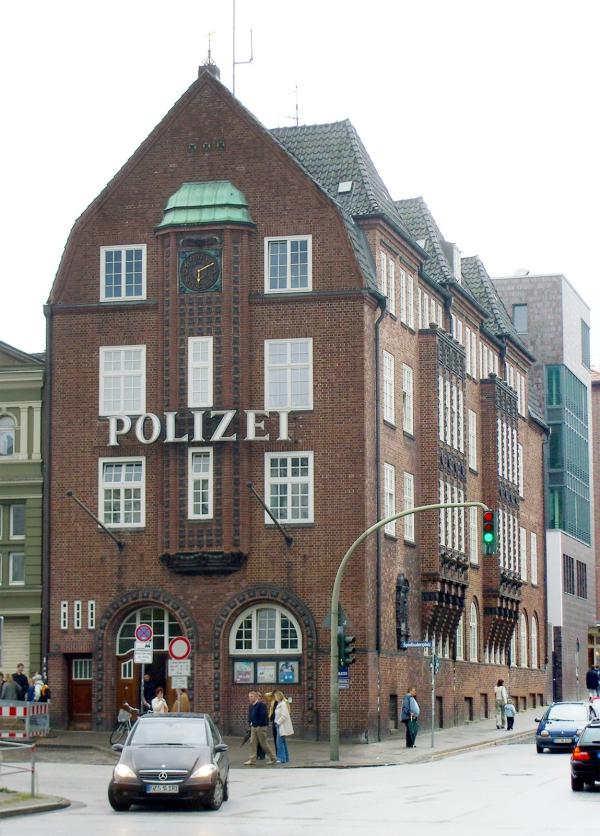 Bild 1 von 7: .