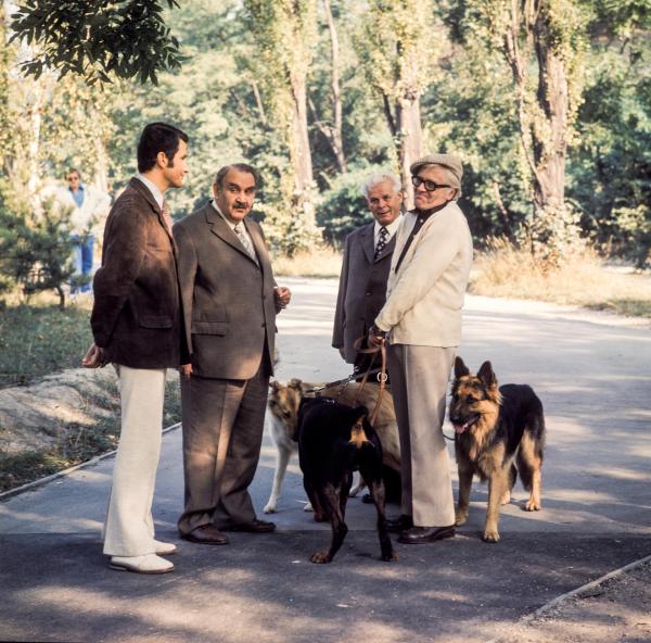 Bild 1 von 9: Im Bild: Reinhold Tischler (Max), Fritz Eckhardt (Oswald Huber), Maxi Böhm (Blecha).