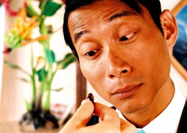 Bild 1 von 13: Im Bild: Maverick Quek (Rezeptionist).