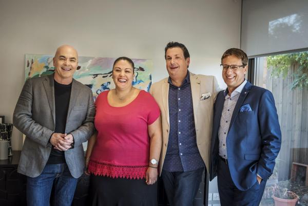 Bild 1 von 4: (v.l.n.r.) Neale Whitaker; Rita; Con; Andrew Winter
