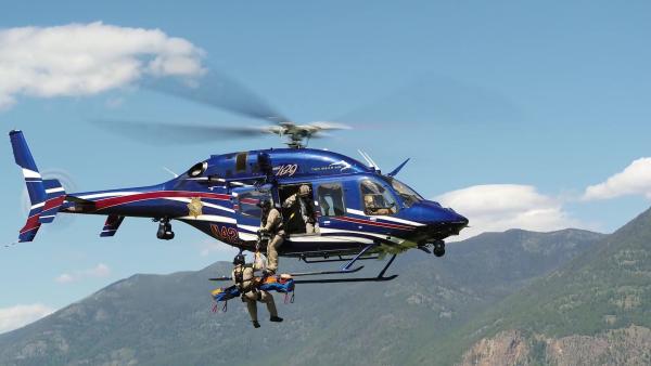 Bild 1 von 2: Die Bell 429 ist ein vielseitiger Hubschrauber und wird seit 2008 in Kanada gebaut.