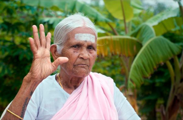 Bild 1 von 5: Nanammal Amma schwörte auf Yoga, um bis ins hohe Alter fit und gesund zu bleiben.