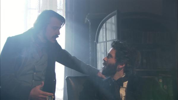 Bild 1 von 5: Der Klassenkampf ist ein Produkt des Industriezeitalters. Friedrich Engels und Karl Marx entwickelten zu dieser Zeit revolutionäre Ideen, um die Welt wieder etwas gerechter zu machen.