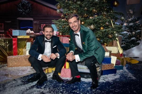 Bild 1 von 7: Klaas Heufer-Umlauf (l.); Joko Winterscheidt (r.)