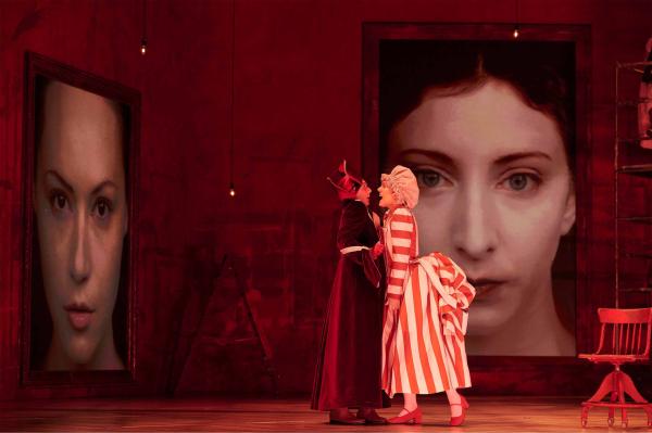 Bild 1 von 5: Valzacchi (Nathan Haller), Octavian (Angela Brower)