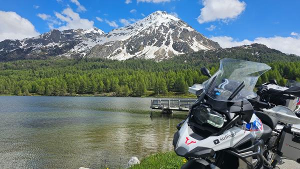 Bild 1 von 12: .