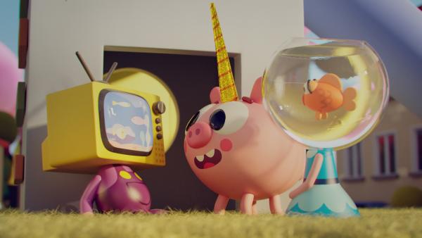 Bild 1 von 3: Alle lieben Tilda Vision (l.) und wollen an ihrem Bildschirm ihr Lieblingsprogramm sehen. Ganz vorne dabei streiten Ophelia (M.) und Goldie (r.) um die Programmauswahl.