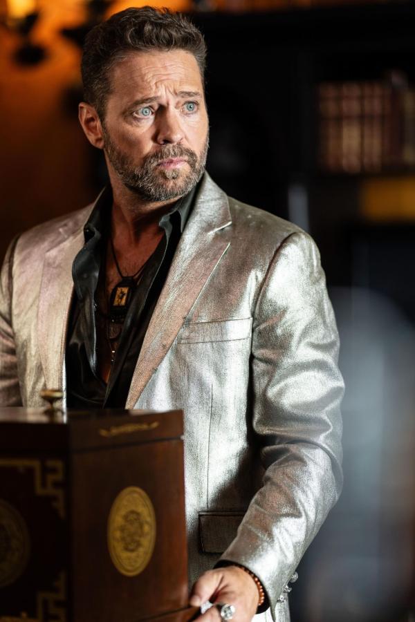 Bild 1 von 8: George Graham (Jason Priestley)