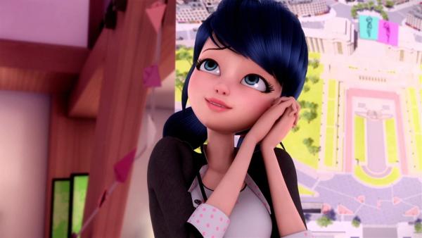 Bild 1 von 10: Ein Kleinkind wird in Gigantitan akumatisiert. Das Riesenbaby sucht in ganz Paris nach einem Lutscher und zerstört alles, was sich ihm in den Weg stellt. Es wird wohl kein Kinderspiel für Ladybug und Cat Noir, den riesigen Kleinen aufzuhalten.