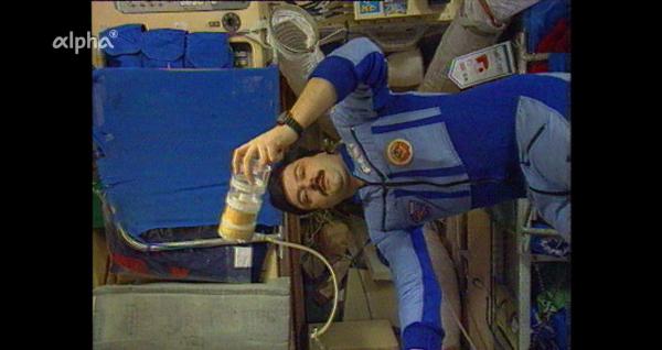 Bild 1 von 4: Der lange Weg zum Mars, Rückblick 1994: Experimente in der Raumstation bringen Erkenntnisse für die Praxis auf der Erde.