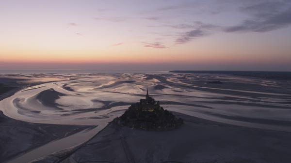 Bild 1 von 2: Die Gezeiten in der Bucht des Mont-Saint-Michel gehören zu den stärksten ganz Europas.