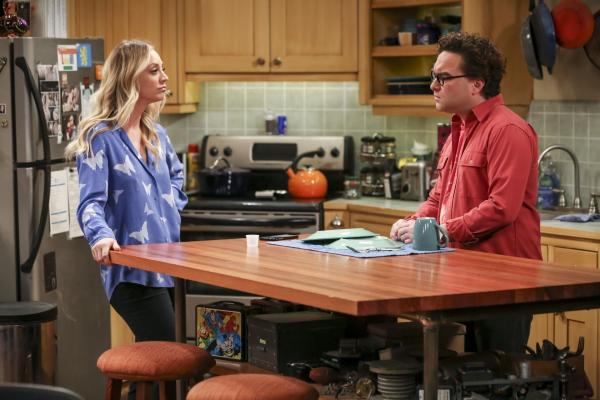 Bild 1 von 10: Penny (Kaley Cuoco, l.); Leonard (Johnny Galecki, r.)