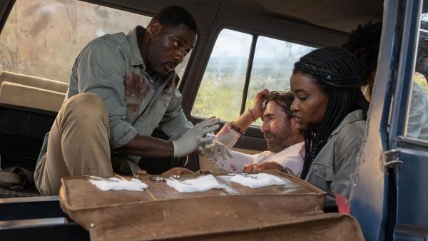 Bild 1 von 6: (v.l.n.r.) Dr. Nate Samuels (Idris Elba); Martin Battles (Sharlto Copley); Meredith Samuels (Iyana Halley)