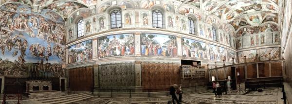 Bild 1 von 7: In jahrelanger harter Arbeit erschuf Michelangelo die weltberühmten Fresken der Sixtinischen Kapelle in Rom.