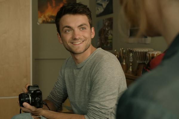 Bild 1 von 1: Leon (Léon Orlandianyi) ist voller Vorfreude auf sein Auslandsjahr in Panama.