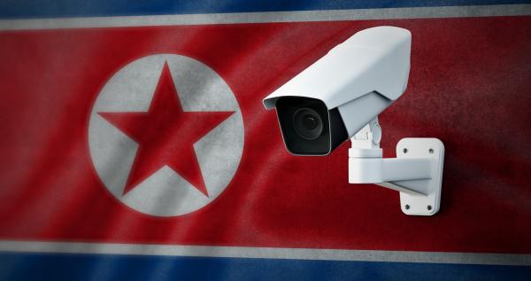 Bild 1 von 9: Der Staat überwacht seiner Bürgerinnen und Bürger auf Schritt und Tritt.