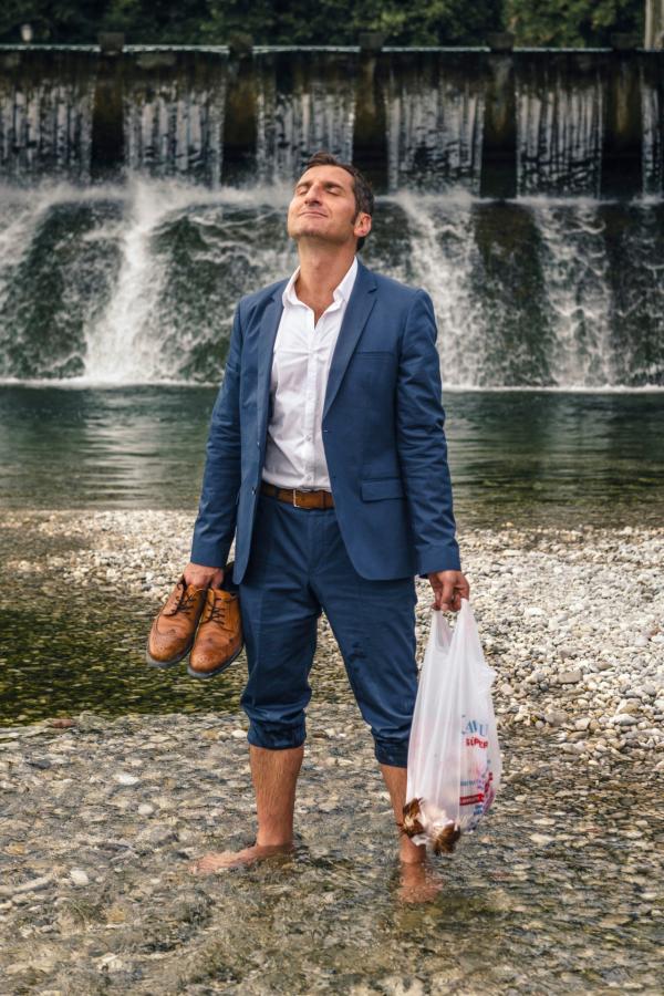 Bild 1 von 14: Zeki Demirbilek (Tim Seyfi) auf dem Weg zum Tatort.