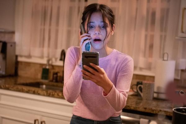 Bild 1 von 4: Tara Carpenter (Jenna Ortega)