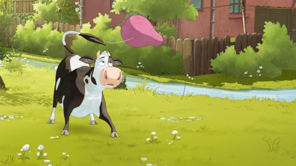 Bild 1 von 4: Lieselotte fängt den Luftballon, der vom Winde verweht.