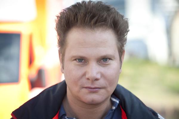 Bild 1 von 11: Dr. Haase im Einsatz bei einem Fahrradunfall.