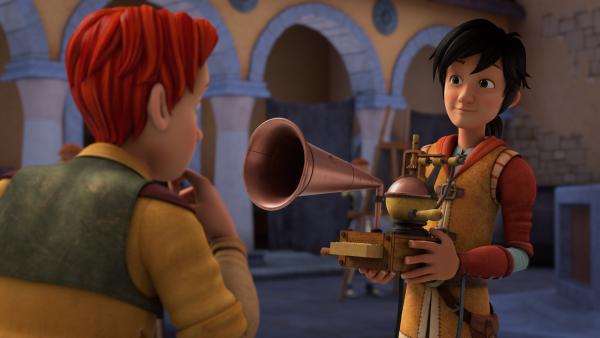 Bild 1 von 3: Leo präsentiert Lollo (r.) seine neue Erfindung.