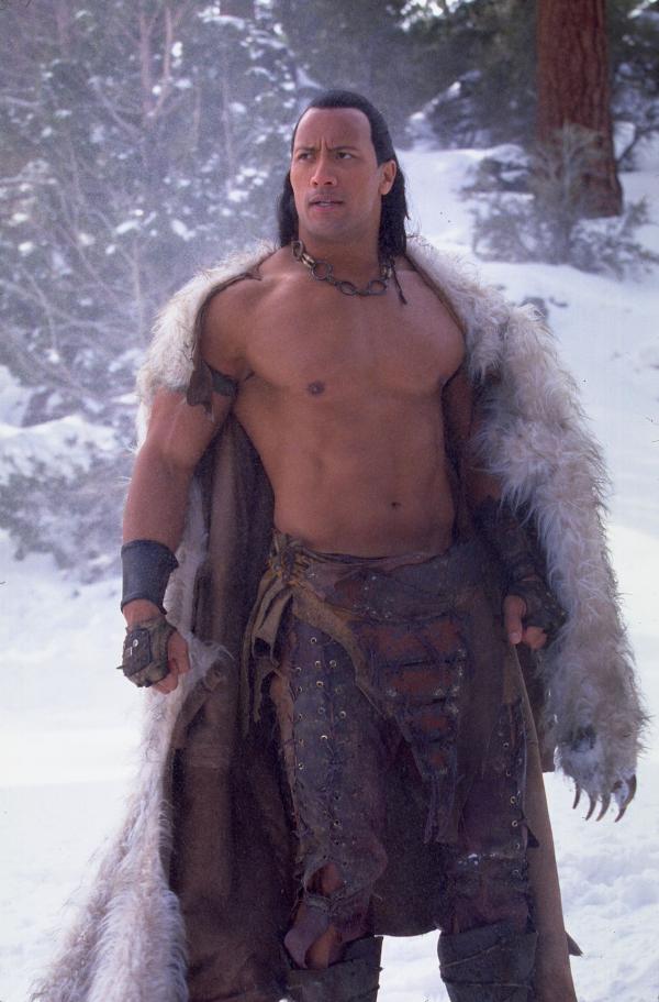 Bild 1 von 17: Beauftragt, um die Seherin des Herrschers Memnon zu töten, zieht Mathayus (Dwayne Johnson) in eine Schlacht bei der das Schicksal mehrerer Völker auf dem Spiel steht ...