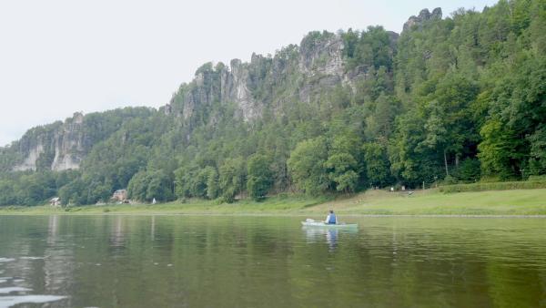 Bild 1 von 11: Die Elbe und ihre Nebenflüsse haben maßgeblich zur Erosion und Formung des Elbsandsteingebirges beigetragen.