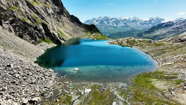 Bild 1 von 13: Im Bild: Lunghinsee Inn Ursprung.