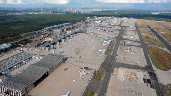 Bild 1 von 1: Der Frankfurter Flughafen.