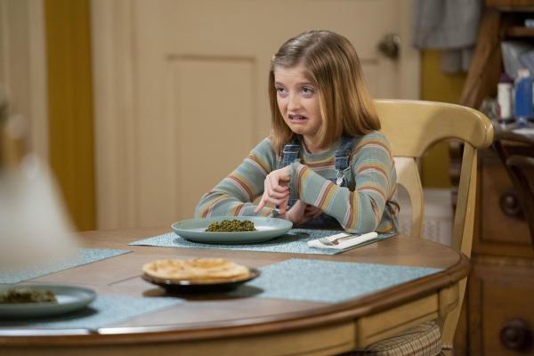 Bild 1 von 16: Hazel (Farrah Mackenzie)