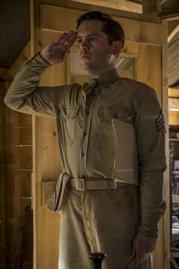 Bild 1 von 7: Sgt. Towser (Martin Delaney)