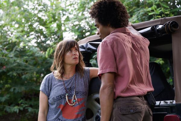Bild 1 von 7: Gaëlle Crivelli (Béatrice de la Boulaye, l.); Aurélien Charlery (Julien Béramis, r.)