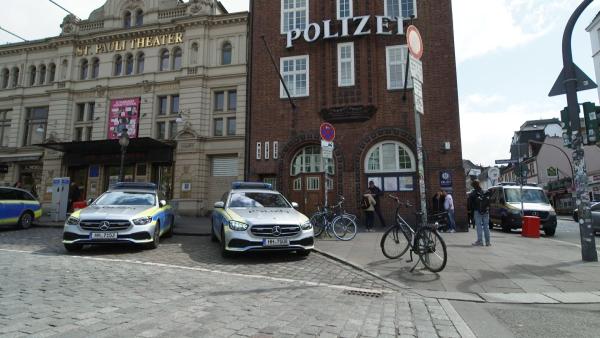 Bild 1 von 7: .