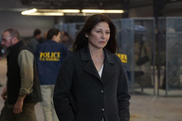 Bild 1 von 8: Cynthia Foards (Catherine Keener)